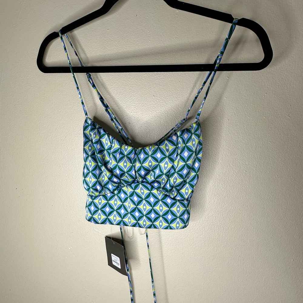 NWT BOUTIQUE CROP TOP